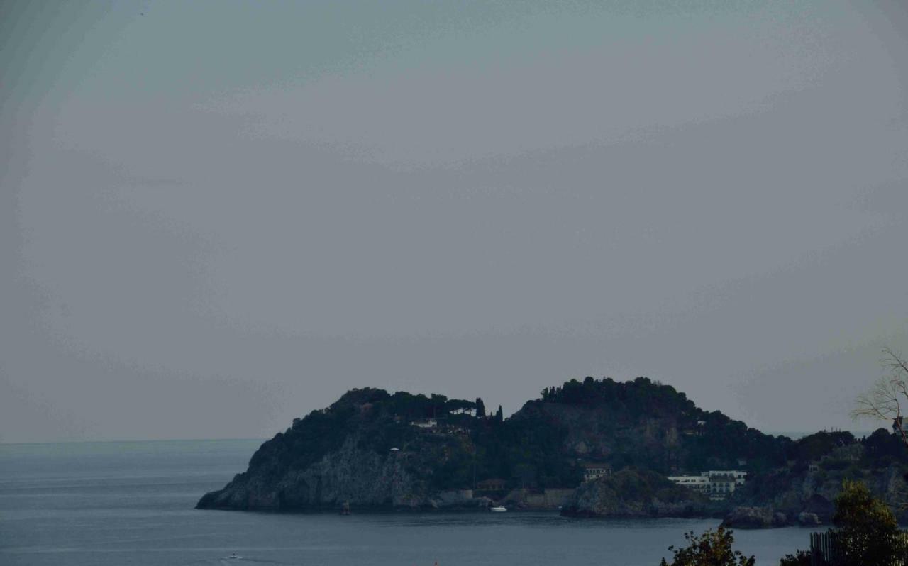 Light Blue House Διαμέρισμα Letojanni Εξωτερικό φωτογραφία